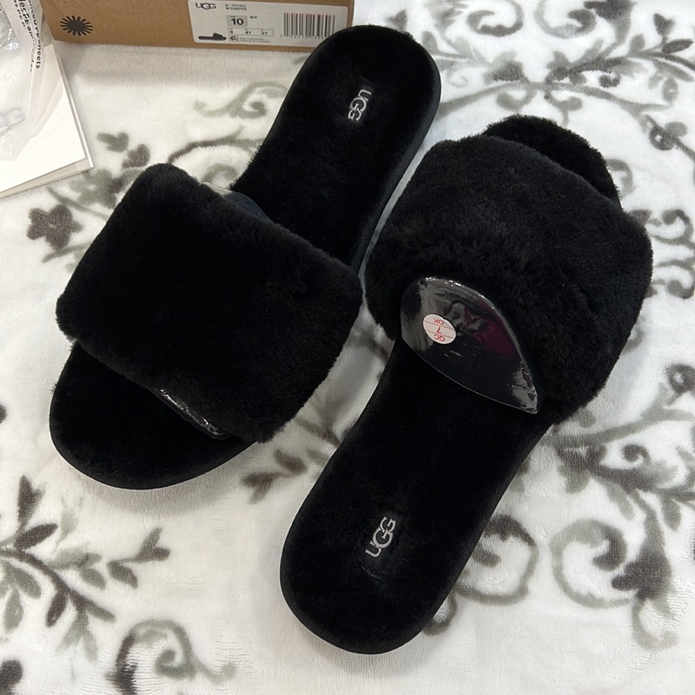 UGG Cozette Sheepskin Slides - 10